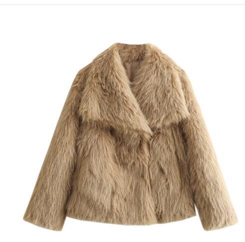 Fluffy faux fur jacket with a lapel collar and long sleeves