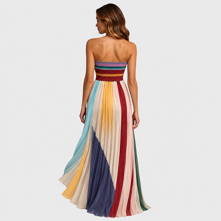 Isola | Chic Long Dress With Elegant Details